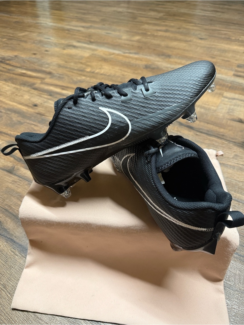 Nike Men's Black Athletic Cleats with Metallic Studs